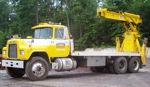 stauffer-concrete-products-crane-truck